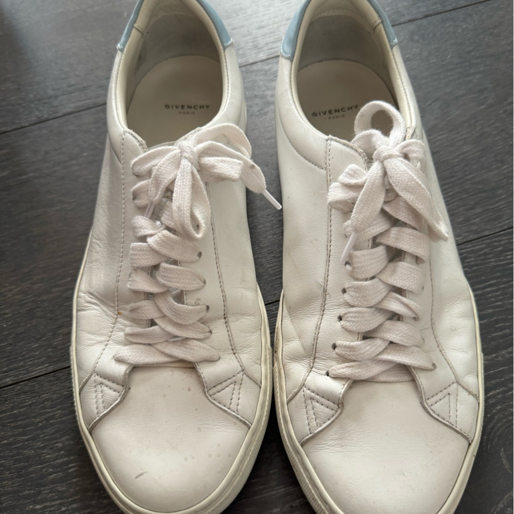 Givenchy Men’s sneakers